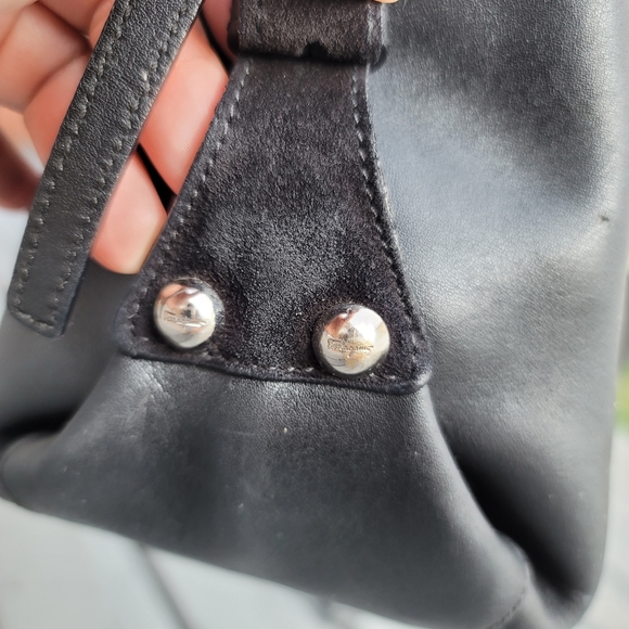 Salvatore Ferragamo Black Leather Suede Bag - Picture 4 of 16